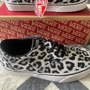 Doherty Vans 7.5 Snow Leopard NWT!!